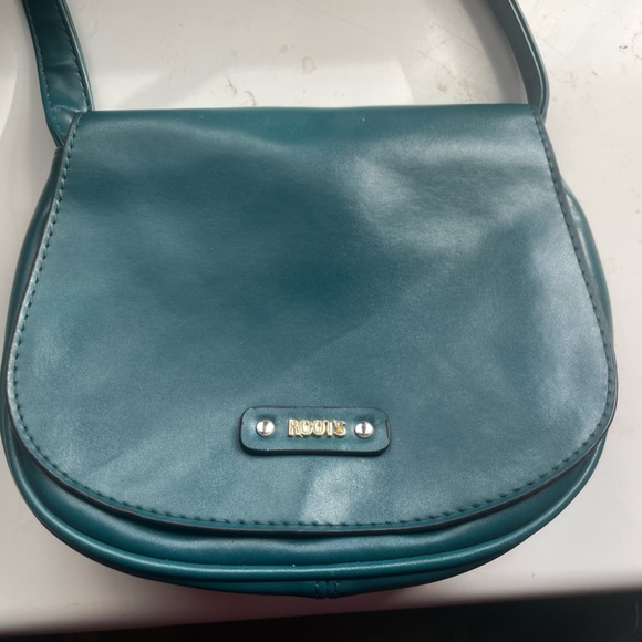 Roots Leather Purse - Picture 2 of 4